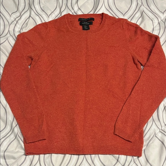 Tahari Sweaters - Tahari Woman 100% 2ply Cashmere Crewneck Sweater in Burnt Orange